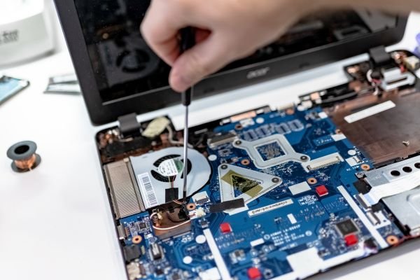 Computer & Laptop Repair  Services